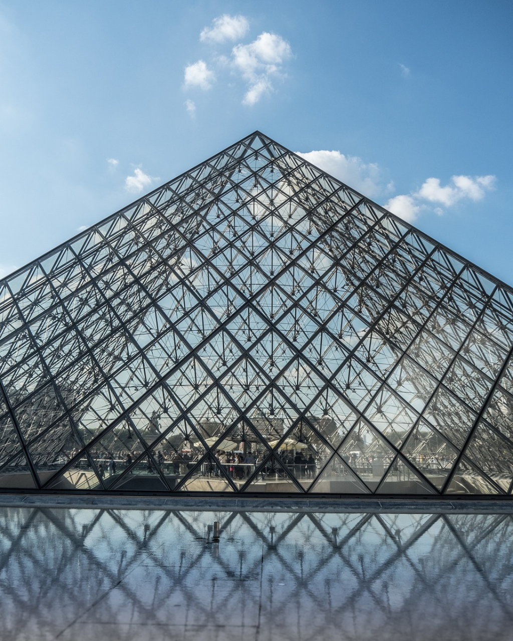 louvre in paris