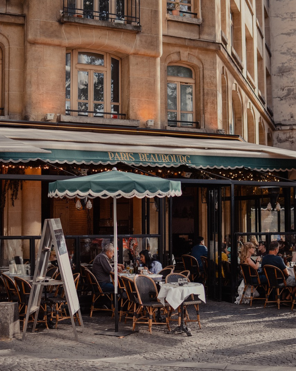 cafe in paris